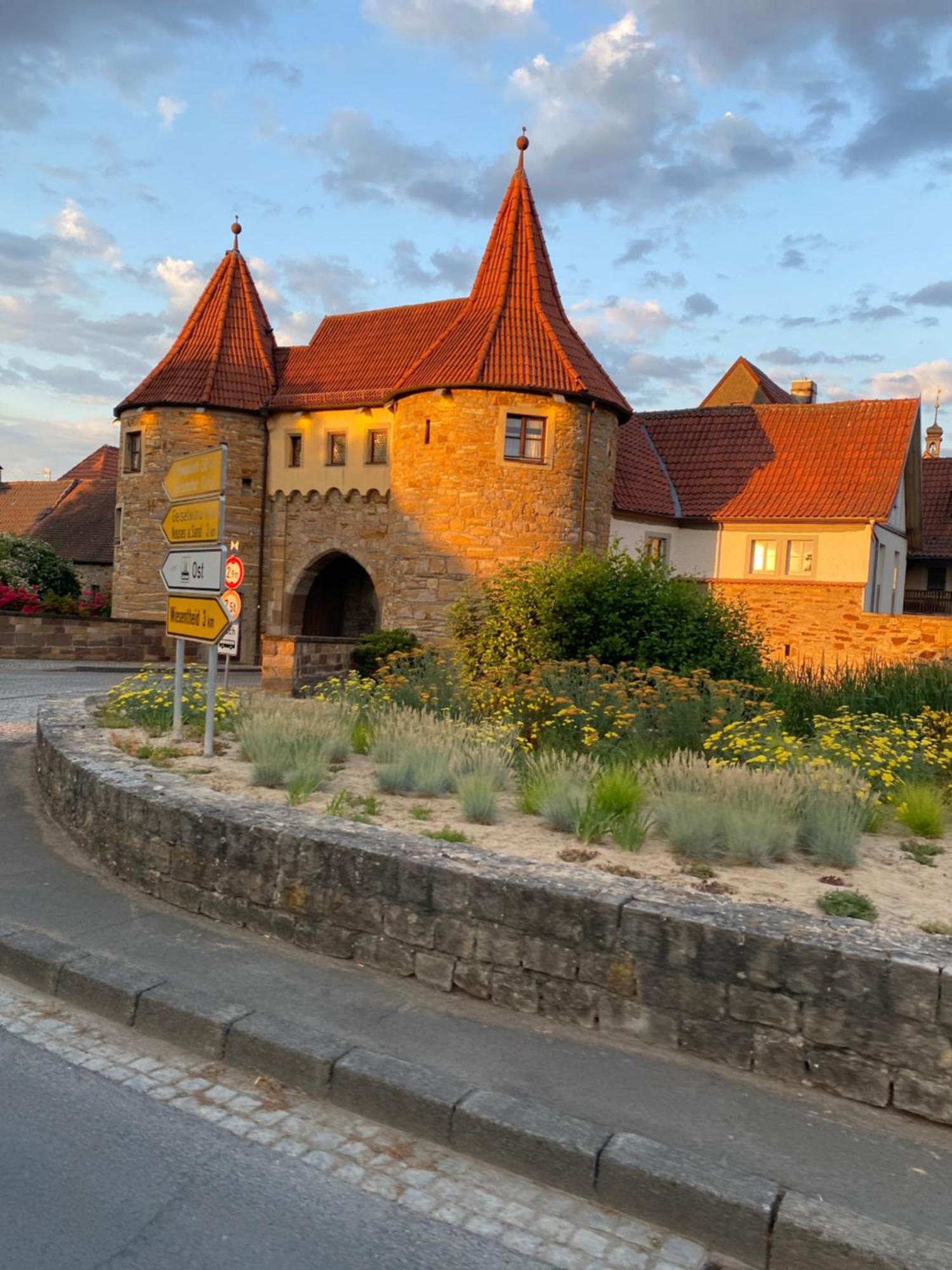 Gasthof Zum Storch Prichsenstadt Eksteriør billede